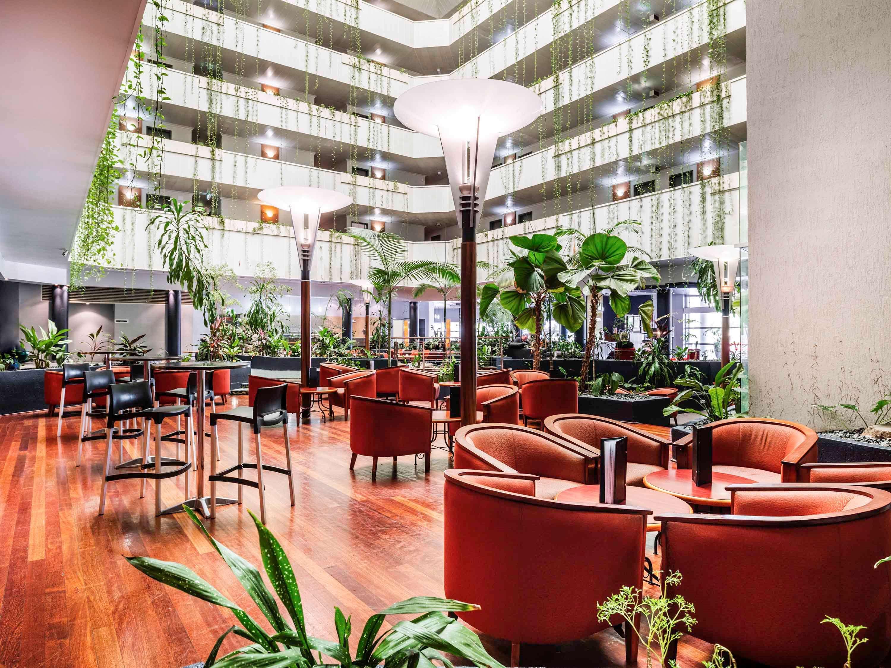 Aiden By Best Western Lorient Centre Εξωτερικό φωτογραφία